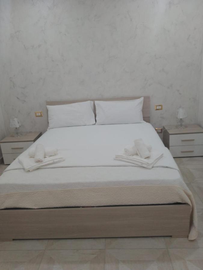 Casa Vacanza Kristal Catania Exterior photo